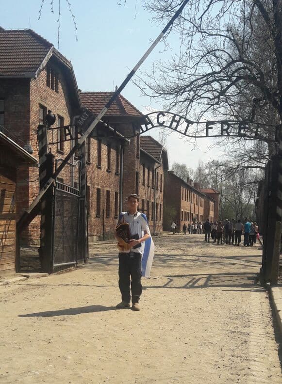 ספר תורה משפחתי